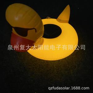 เป็ดยางเป่าลมสีเหลือง ไฟ LED PVC กันน้ำ IP67 โคมไฟตกแต่งสระว่ายน้ำ - Product Image 1