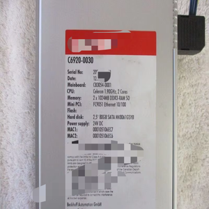 Controlador de programación PLC de automatización Industrial de almacén listo Original Nuevo de 2017 - Product Image 1