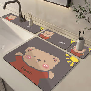 Tapis de salle de bain en polyester absorbant en forme d'ours de dessin animé, rectangulaire, pour évier, vasque et porte-brosse à dents - Product Image 1