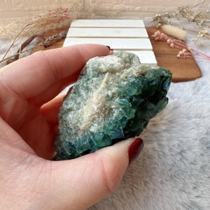 Local Stock Gorgeous Dark Green Fluorite <b>Cluster</b> Specimen Cube Carved Shadow Carving Fashion Trend - Product Image 3