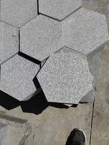 กระเบื้องหินแกรนิตธรรมชาติจากเวียดนาม สำหรับใช้งานภายนอก ตัดตามขนาด 2 ซม. 3 ซม. กันลื่น เหมาะสำหรับสวนและสนามหลังบ้าน - Product Image 5