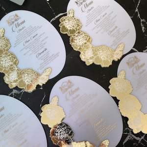 Cartes <span class=keywords><strong>de</strong></span> <span class=keywords><strong>menu</strong></span> <span class=keywords><strong>de</strong></span> <span class=keywords><strong>mariage</strong></span> en acrylique miroir doré avec impression à l'encre blanche créative et cartes <span class=keywords><strong>de</strong></span> <span class=keywords><strong>menu</strong></span> d'<span class=keywords><strong>anniversaire</strong></span> en acrylique blanc pour événements festifs - Product Image 4