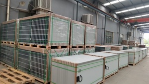 Panneau solaire mono-facial Jinko 550W de type N pour usage domestique Ensemble complet des vendeurs avec <span class=keywords><strong>devis</strong></span> pour les prix du toit - Product Image 4