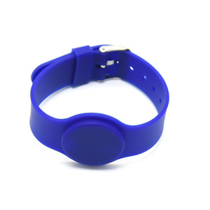 Pulseira de Silicone RFID à Prova d'Água com Chip de Identificação Indutivo NFC Personalizável para Pagamento, Controle de Acesso e Uso em Hotéis - Product Image 6