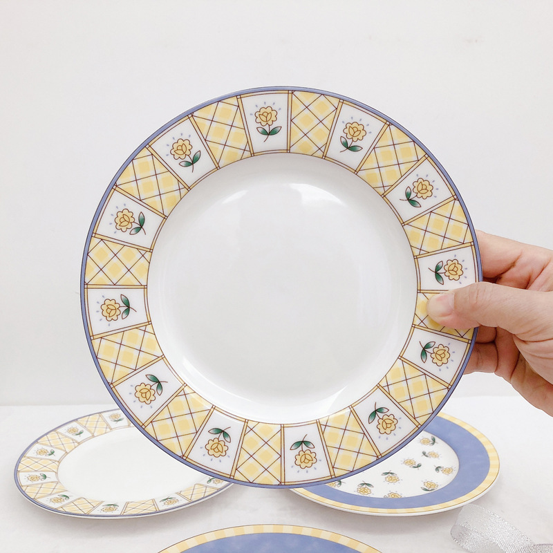 white 8 inch plate