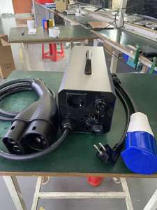 Station de recharge portable CCS2 <span class=keywords><strong>Superchargeur</strong></span> 5kw 7KW pour <span class=keywords><strong>Tesla</strong></span> Model s X3 et Y V2L Déchargeur - Product Image 2