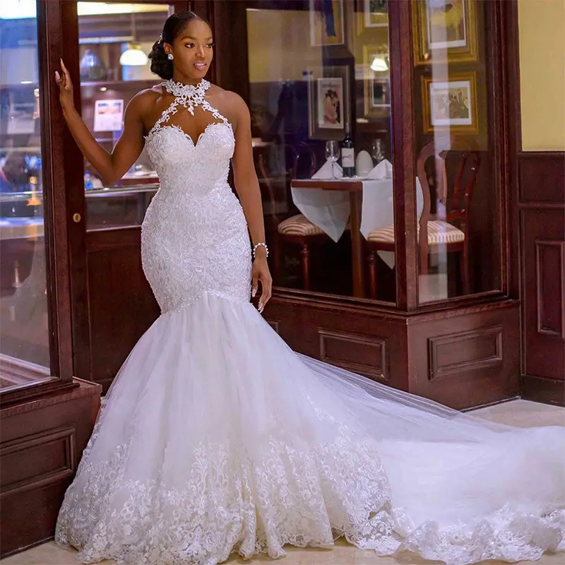 Кружевное свадебное платье-русалка без рукавов с V-образным вырезом