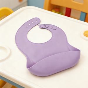 Offre Spéciale : Ensemble de Vaisselle en Silicone pour Bébés – Bavoirs, Assiette et Bol à Ventouse pour l'Apprentissage de la Nourriture - Product Image 5