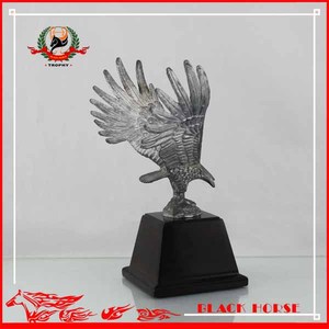 Décoration d'intérieur, sculpture d'aile d'aigle 3D plaquée antique, statue d'aigle noir, trophée - Product Image 4