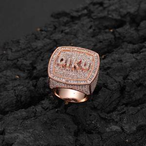 Bague Chevalière Carrée Nais en Argent Sterling 925 avec Moissanite Incrustée et <span class=keywords><strong>Bordure</strong></span> Baguette, Style Hip Hop Givré - Product Image 5