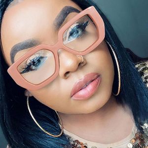 แว่นตาแฟชั่นทรงเหลี่ยมขนาดใหญ่สีสันสดใสสไตล์เรโทรปี 2025 พร้อมโลโก้สั่งทำพิเศษ ป้องกันแสงสีฟ้าจากคอมพิวเตอร์ สำหรับผู้หญิง - Product Image 2