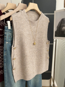 Women Crew Neck Solid Knit Vest <b>Sleeveless</b> Knitted Waistcoat Loose Casual Outer Wear Layering <b>Sweater</b> Tank Top Wholesale - Product Image 1