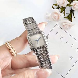 Relojes de Moda con Brazaletes para Mujer, Reloj Dorado con Banda Decorada con Diamantes, Esfera Cuadrada, Relojes Elegantes e Informales para Dama - Product Image 5