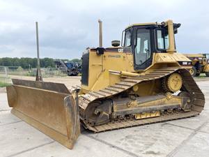 รถดันดิน D6M แมวมือสองรถเกลี่ยดิน D6M แมวมือสองรถ D6M ดินแบบญี่ปุ่น - Product Image 2