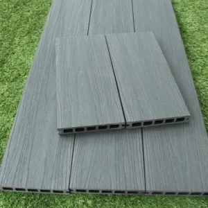 Vente en gros d'usine de revêtement de terrasse en composite bois plastique gaufrage profond pour extérieur revêtement de terrasse pour patio pour extérieur