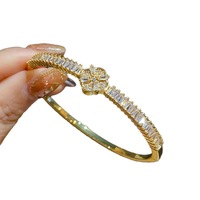Gelang Zirkonia 3A Grosir, Dapat Disesuaikan, Anti-Kusam, Bentuk Semanggi, Lapis Emas 18K, Kuningan, untuk Wanita, Perhiasan Mewah yang Dapat Ditumpuk
