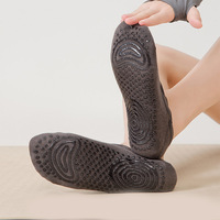 Chaussettes de yoga en coton à bretelles pour femmes, antidérapantes, pour fitness et danse, avec coussinets en tissu éponge, tricotées, pour Pilates et yoga, vente en gros OEM