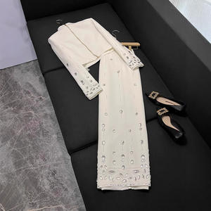 Blazer de manga larga y pantalones de traje para <span class=keywords><strong>mujer</strong></span> con logotipo personalizado 2024, <span class=keywords><strong>conjunto</strong></span> de dos piezas para oficina y bodas, <span class=keywords><strong>conjunto</strong></span> de chaquetas y pantalones - Product Image 1