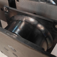 Support d'isolation des vibrations pour engins de construction : Bloc amortisseur en caoutchouc pour ponceuse à rouleaux et foreuse rotative
