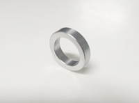Pièces usinées CNC de précision sur mesure en acier inoxydable et aluminium, usinées par brochage et perçage, pour services d'usinage en provenance du Guangdong
