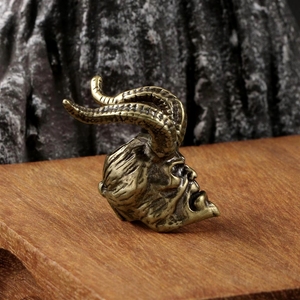 Pendentif porte-clés <span class=keywords><strong>Hellboy</strong></span> en laiton, figurine artisanale, accessoires de paracorde DIY, bijoux - Product Image 3
