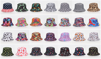 Topi Bucket Fisherman Trendi Motif Kartun Desain Lengkung Pelindung Matahari untuk Memancing Santai Ski Bersepeda Pesta