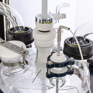 実験室用バレル型混合層状ガラス液体抽出分離器 50L 蒸留抽出ラボガラス液体抽出器 - Product Image 2