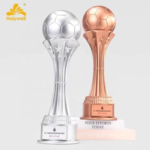 Nouveau design 2026 : Trophée de football plaqué or, artisanat en résine personnalisable, <span class=keywords><strong>coupe</strong></span> <span class=keywords><strong>du</strong></span> <span class=keywords><strong>monde</strong></span> de football, récompense gravée pour les compétitions - Product Image 4