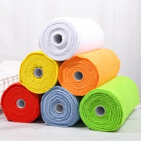 Mikrofiber pada gulungan robek handuk pembersih kain yang dapat digunakan kembali dan dicuci untuk garasi rumah mobil atau dapur