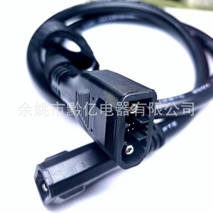 Câble de batterie SAGUCFS XT150 8AWG 2C+6X22AWG pour station d'alimentation EcoFlow - Product Image 3