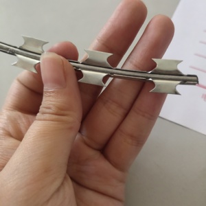 Dingzhou โลหะห้าดาว CBT 65 concertina bounds มีดโกนผนังแบบงูเดียว<span class=keywords><strong>ลวดหนาม</strong></span>ผู้ผลิต900มม./5คลิป/ขดลวด - Product Image 2