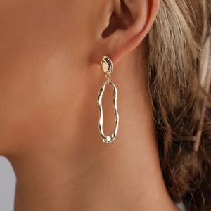 Jewelry Geometric Pearl <b>Stud</b> Asymmetric Personality Irregular Fashion Baroque Style <b>Earrings</b> - Product Image 3