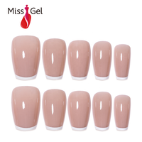 32 pièces Faux Ongles à Presser en ABS, Forme Trapèze Nude Taupe, Micro French Blanc, Carré Effilé, Vente en Gros