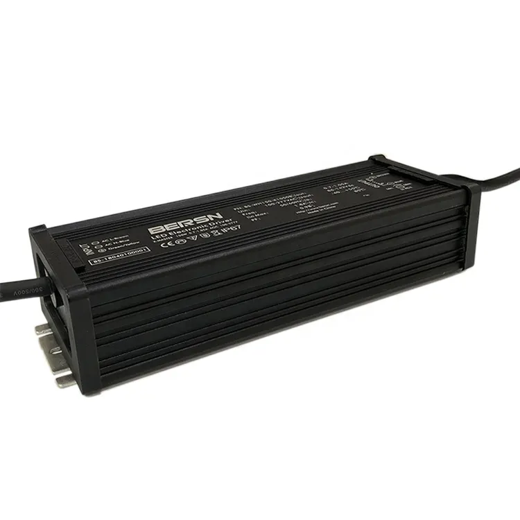 Input 100-277V 30W led driver 20-30Vdc Outdoor Led Supply dengan CE ROHS TUV SAA untuk lampu jalan Led