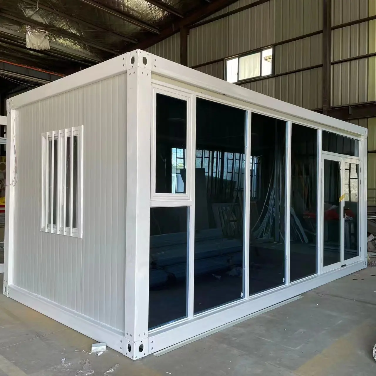 China Quality Control 40FT Stackable Quick Assemble Mini Removable Fitted Portable Homes Bedroom Container House For Sale