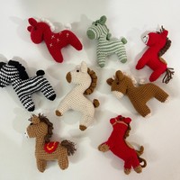Porte-clés cheval tissé à la main, breloque en laine tricotée, poupée en peluche, pendentif de sac, cadeau