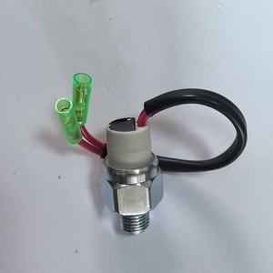 Interruptor de Luz de Reversa 8-98103750-0 para Isuzu 12V, Ayuda para Reversa Trasera de Automóvil - Product Image 2