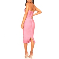 Robe moulante bustier grande taille avec bonnets cœur moulés, coutures sculptantes et ourlet évasé à volants