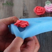 Moule en silicone Nicole à 6 cavités en forme de fleur pour gâteaux, fondants et savons DIY
