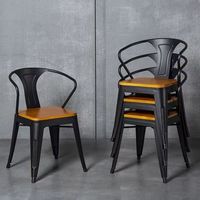 Ensemble de meubles de restaurant modernes et durables, table et chaises en bois massif et métal, luxe moderne pour hôtels, cafés, salons de thé