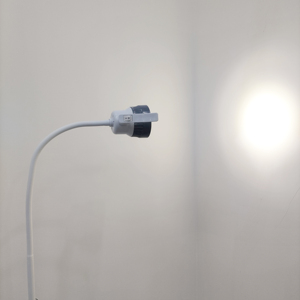Lampu operasi <span class=keywords><strong>LED</strong></span> medis, lampu pemeriksaan tanpa bayangan, lampu operasi Gyn T pasien luar ruangan vertikal dapat disesuaikan - Product Image 6
