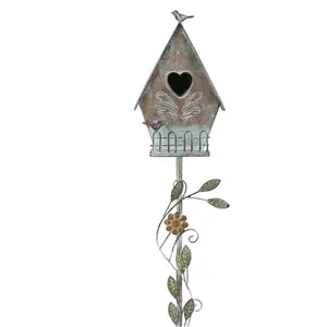 New Design Garden Supplier Metal Bird House Stakes for Outdoor Courtyard