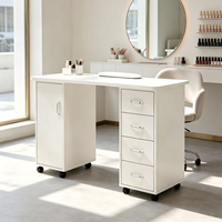 Espace de travail professionnel pour les ongles avec armoire de rangement et aspirateur de poussière, table de manucure