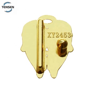 Hebilla de cinturón de diseño Fabricantes Logotipo en relieve personalizado Hebilla de bloqueo automático dorado para bolsos de niña - Product Image 3