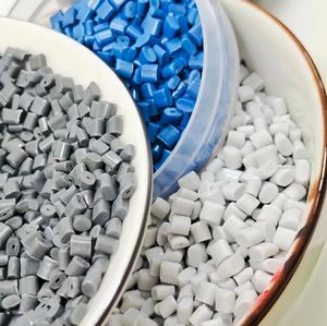 ไนล่อนโพลีอะไมด์ PA66เรซิน66พร้อมใยแก้ว35% เสริม PA66วัสดุพลาสติก GF30 - Product Image 3