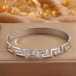 नई डिजाइन महिला उपहार धातु स्टेनलेस स्टील चांदी/सोने की ग्रीस कुंजी महान दीवार पैटर्न महिला ब्रेसलेट बिंगल गहने - Product Image 3