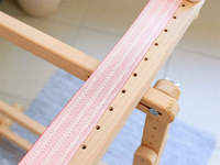 Matériel de broderie et cadeaux : Table de broderie carrée simple pour grand cadre de tapisserie, cadre en bois Tambour Slate et chevilles