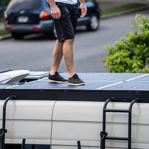 แผงโซลาร์เซลล์แบบยืดหยุ่น 100W 200W 300W ผลิตตามสั่งจากโรงงาน ขายดี คุณภาพสูง ประสิทธิภาพเยี่ยม สำหรับเรือยอชท์ S100W Longi Solar - Product Image 6