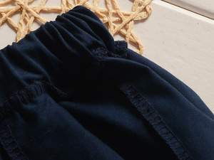 Vêtements pour enfants en gros, ensembles de polos jaunes pour garçons et shorts noirs - Product Image 4