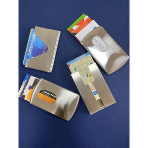 Caja de <span class=keywords><strong>tarjeta</strong></span> de visita de acero inoxidable popular, caja de <span class=keywords><strong>tarjeta</strong></span> de visita de metal, fácil de almacenar y <span class=keywords><strong>sacar</strong></span>, tarjetero - Product Image 3